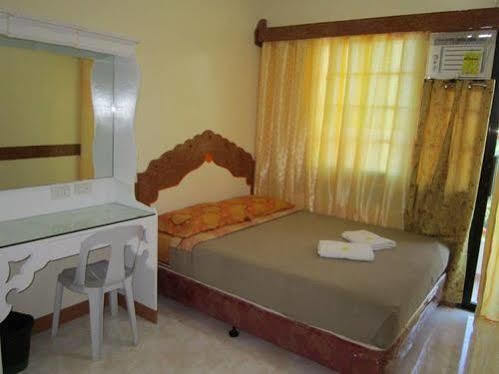 Golden Stallion Suites Cagayan de Oro Eksteriør bilde